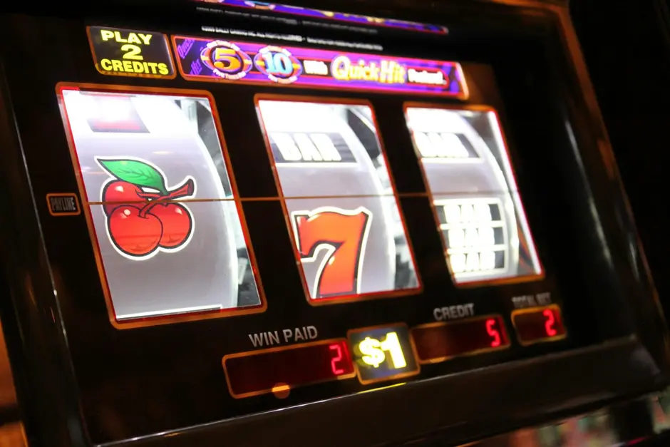 Cascades, Reels and Clusters: The Images Behind Online Slot Language